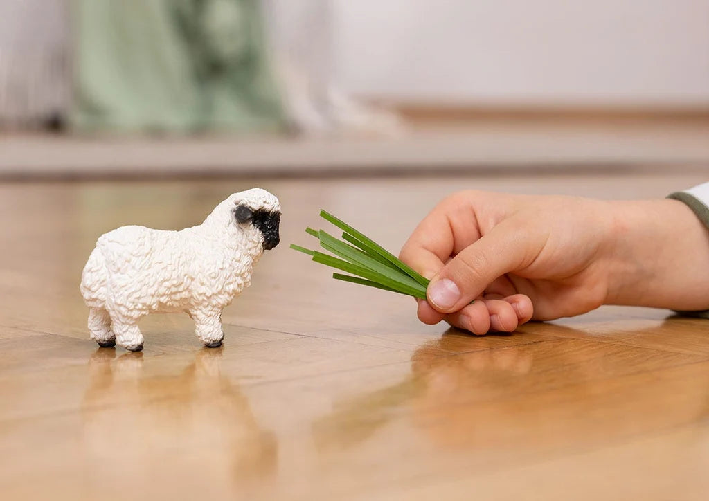 Blacknose Sheep - Schleich Farm World 13965