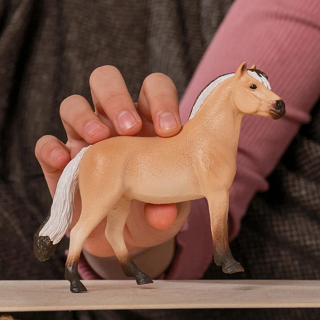 Norwegian Fjord Horse Gelding - Schleich Horse Club 13979