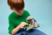 Lego Minecraft The Pale Garden 21586