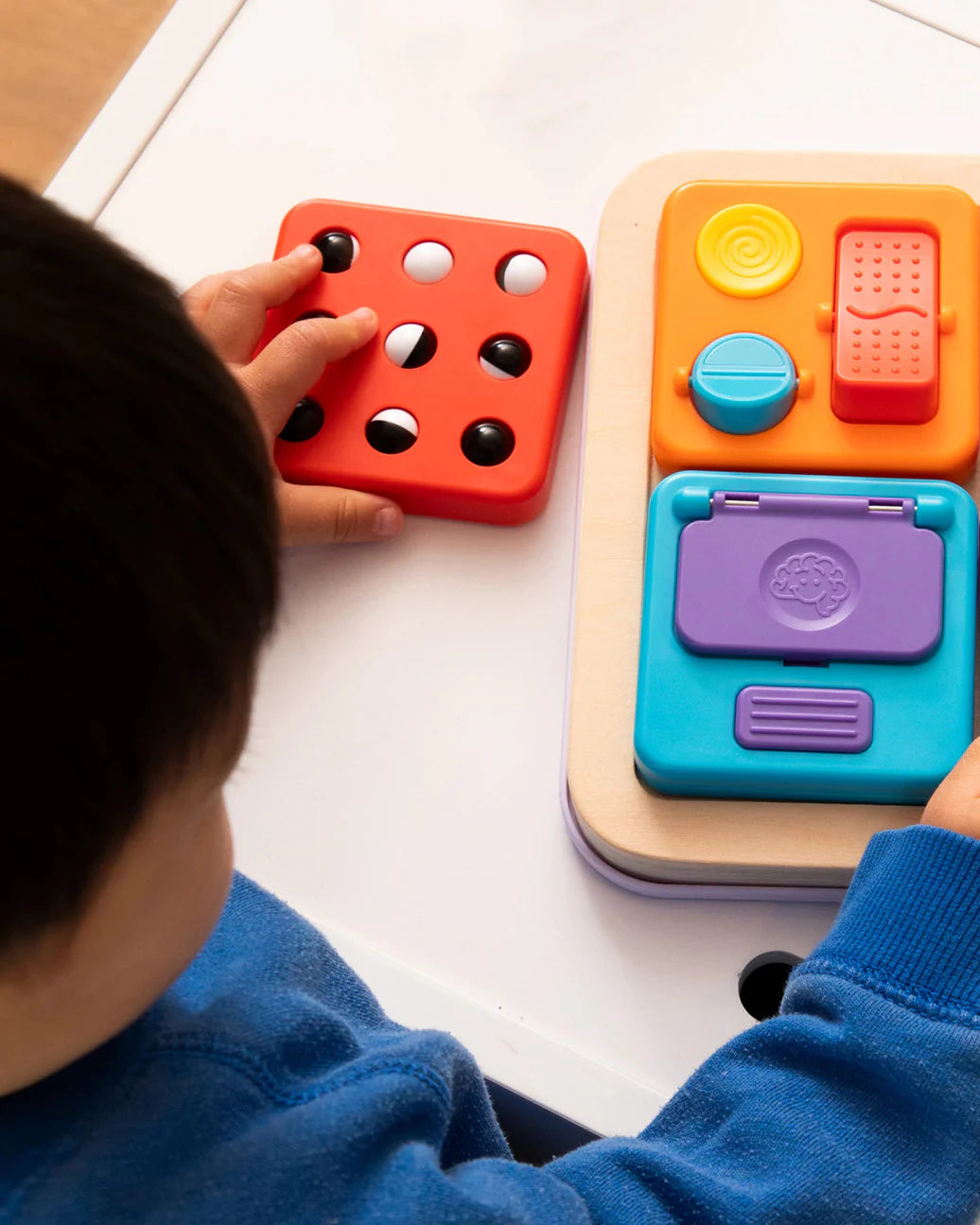 Fat Brain Toys Play Tab Essentials