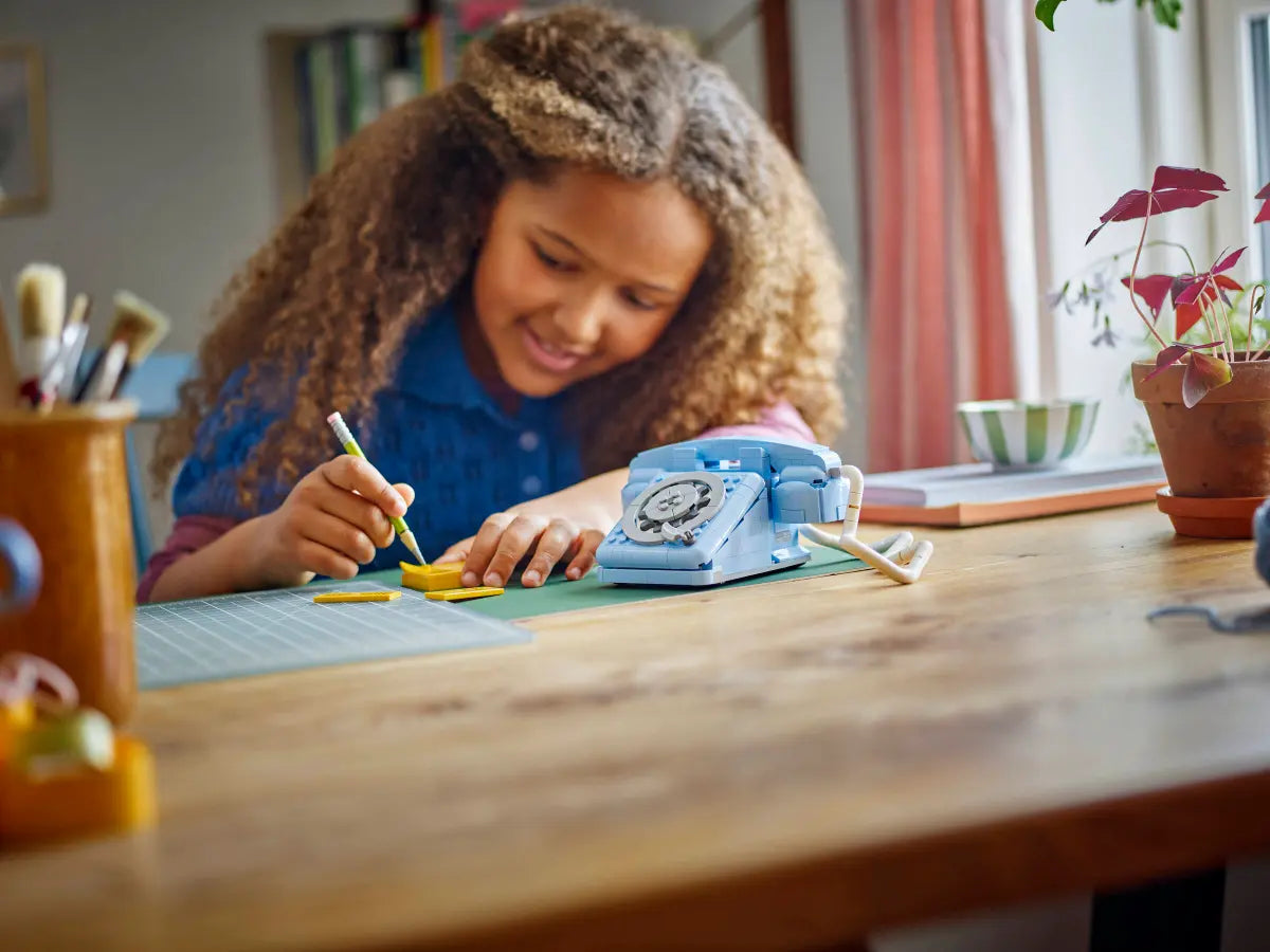 Lego Creator Retro Telephone 31174