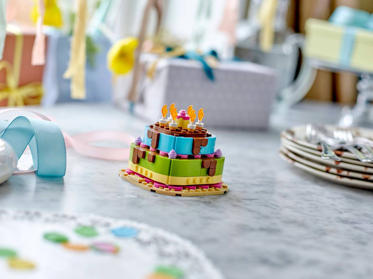 Lego Birthday Party Cake 40815