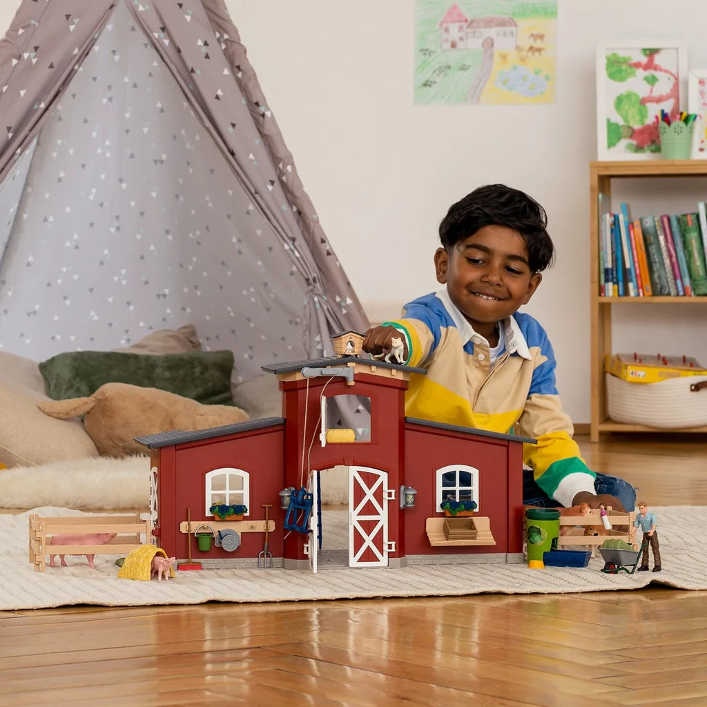 Large Barn With Animals and Accessories - Schleich Farm World 42606
