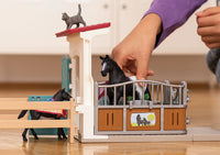 Horse Box with Mare and Foal - Schleich Horse Club 42611