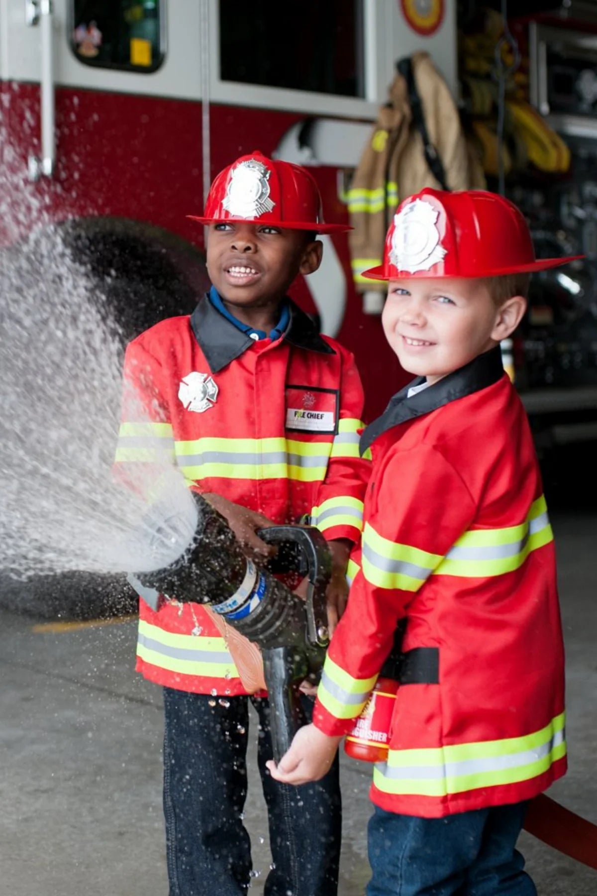 Great Pretenders Firefighter with Accessories 5-6yr