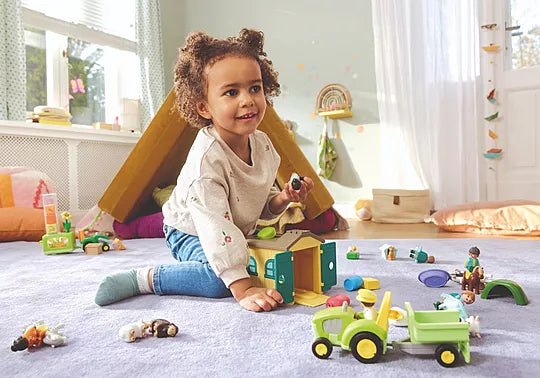 Farm Adventure With Tractor  - Playmobil Junior 71656