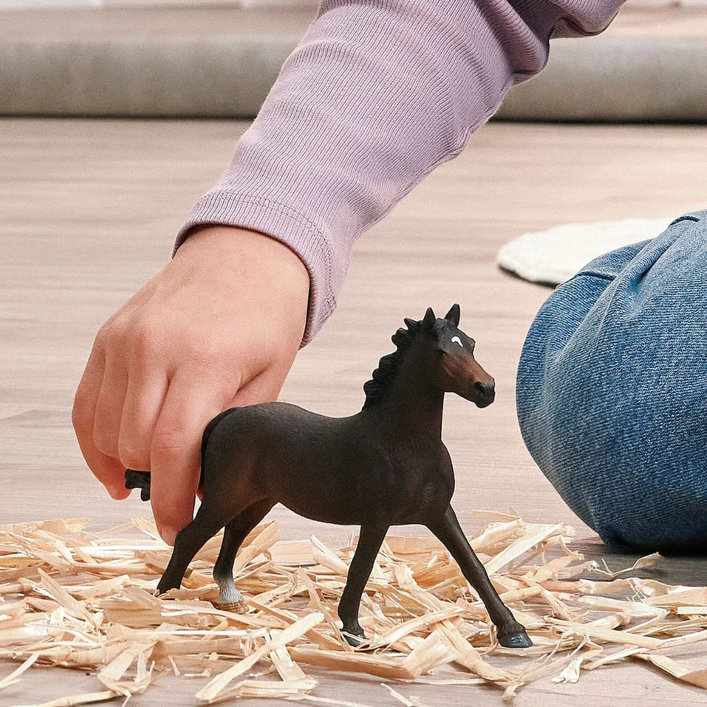 English Thoroughbred Mare - Schleich Horse Club 14914