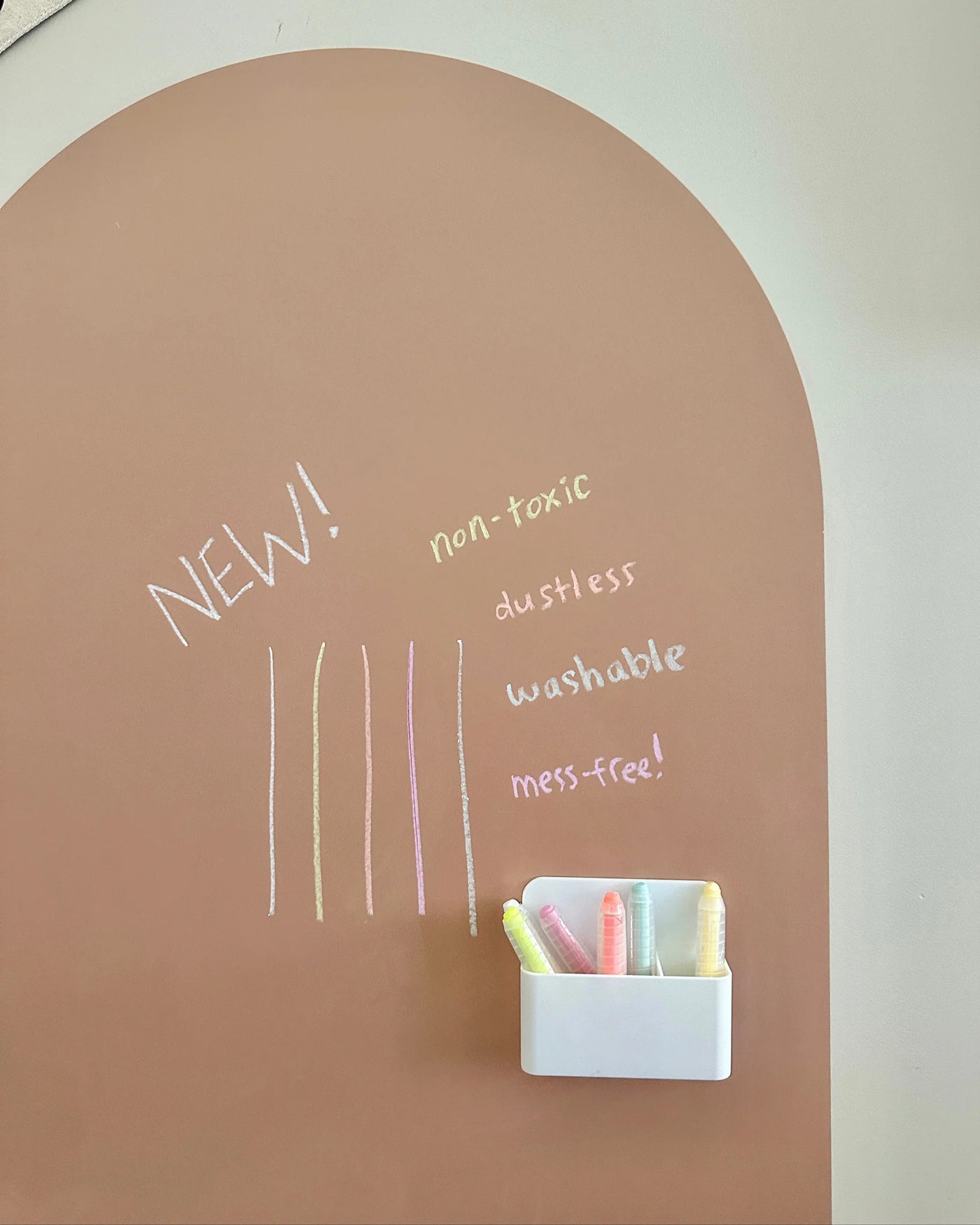 Cherrypick Dustless Chalk Crayons & Magnetic Holder - Neon