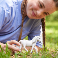 Icelandic Pony Mare - Schleich Horse Club 13942