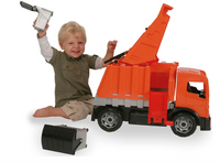 Giga Powerful Giants Garbage Truck