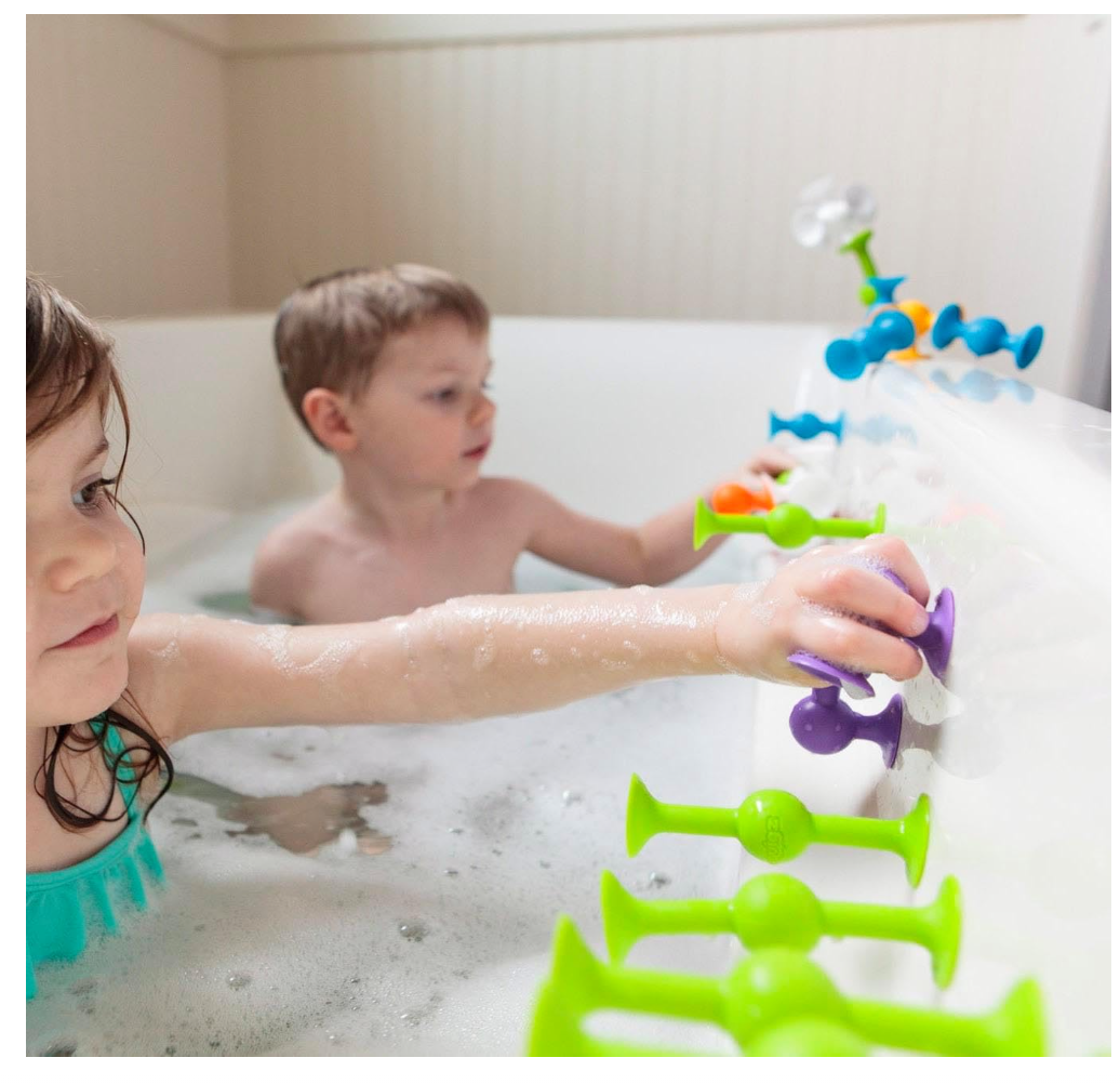 Fat Brain Toys Squigz Deluxe Set