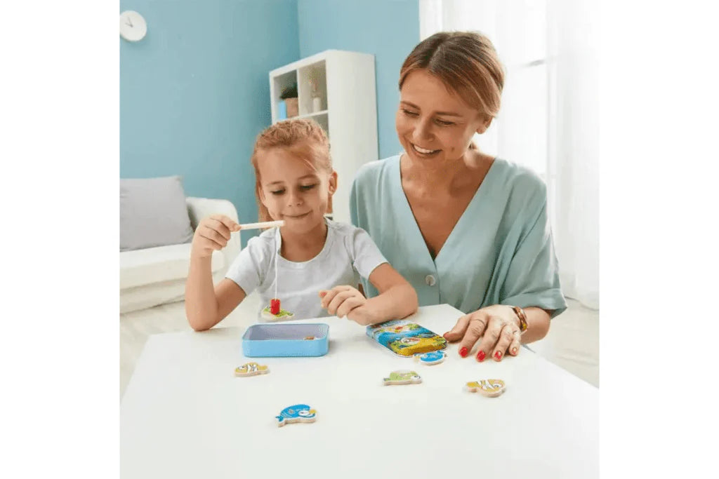 Hape Funny Face Magnet Set